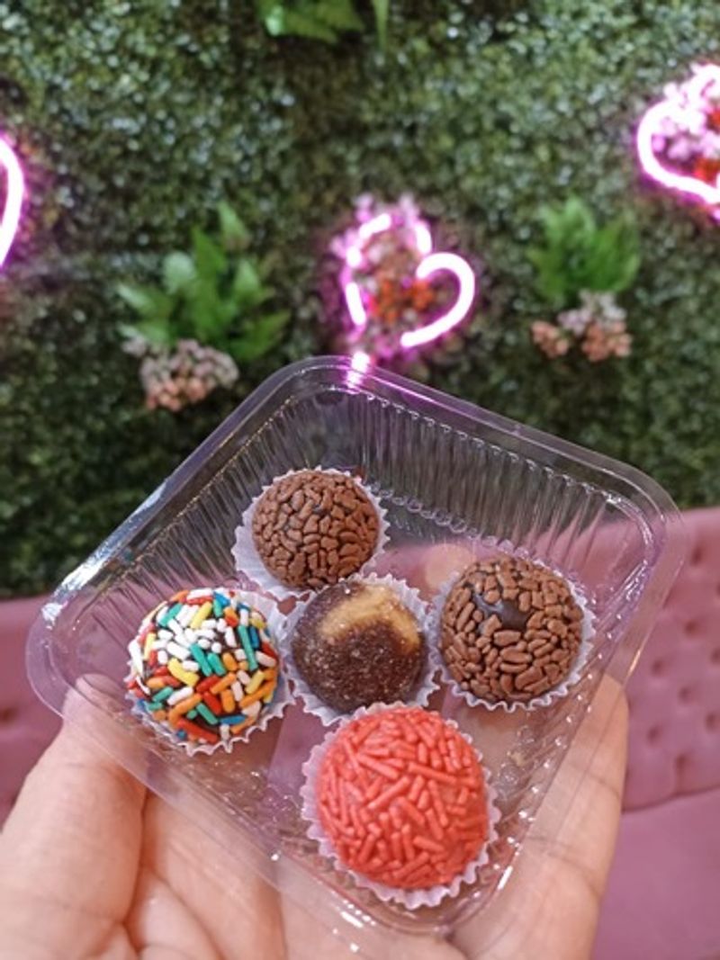 Caixinha de brigadeiro P