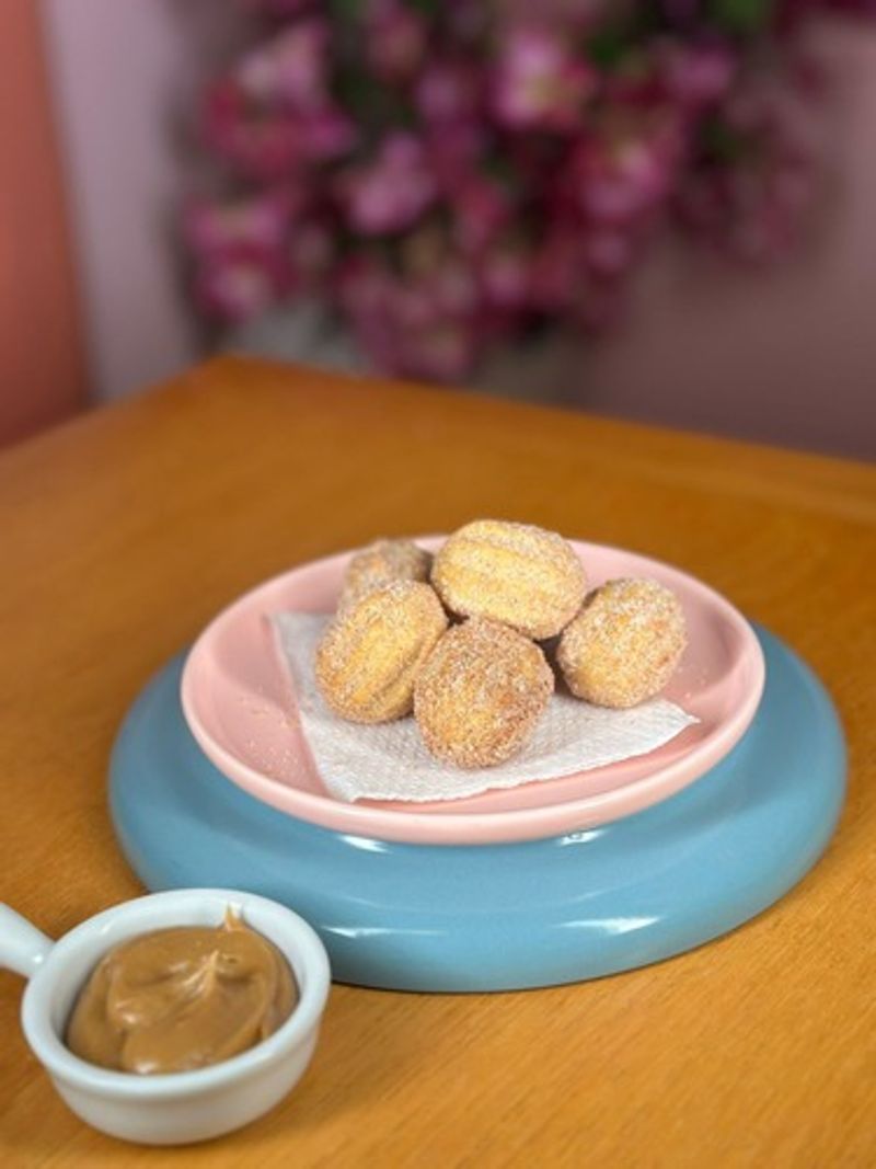 Mini churros (porção com 6)