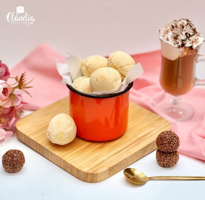 Porção pão de queijo recheado (G)