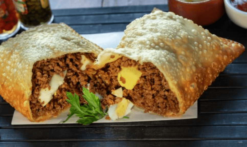 Pastel de Carne com Ovo