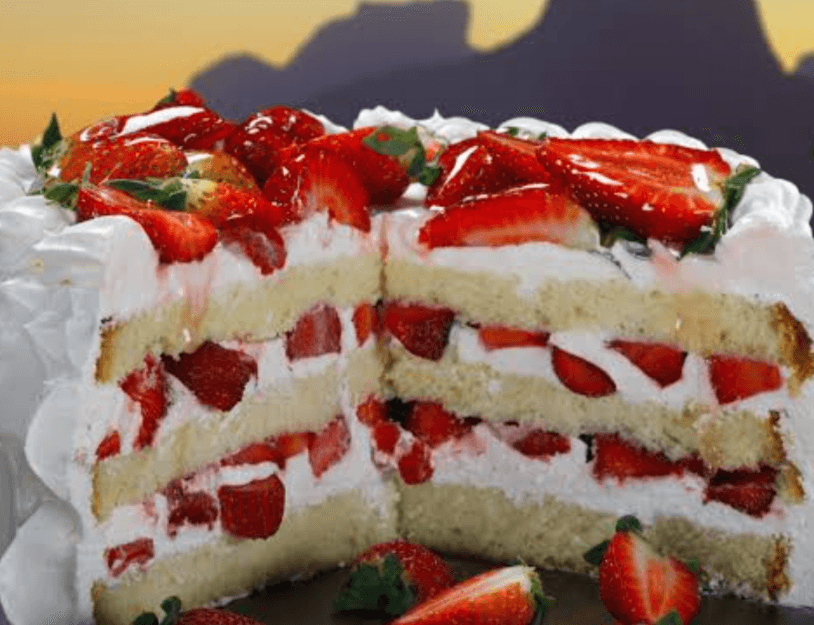 Fatia de bolo de morango 