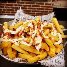 Batata Frita, Cream Cheese e Bacon