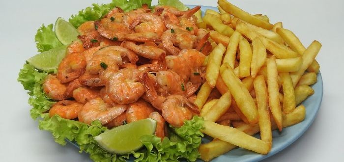 Camarão Alho e Óleo e Fritas- 300 gramas de camarão e 150 gramas de uma  deliciosa batata com tempero da casa