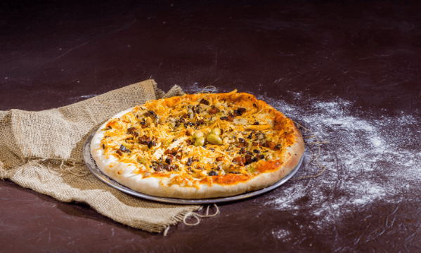 Pizza Frango com Bacon