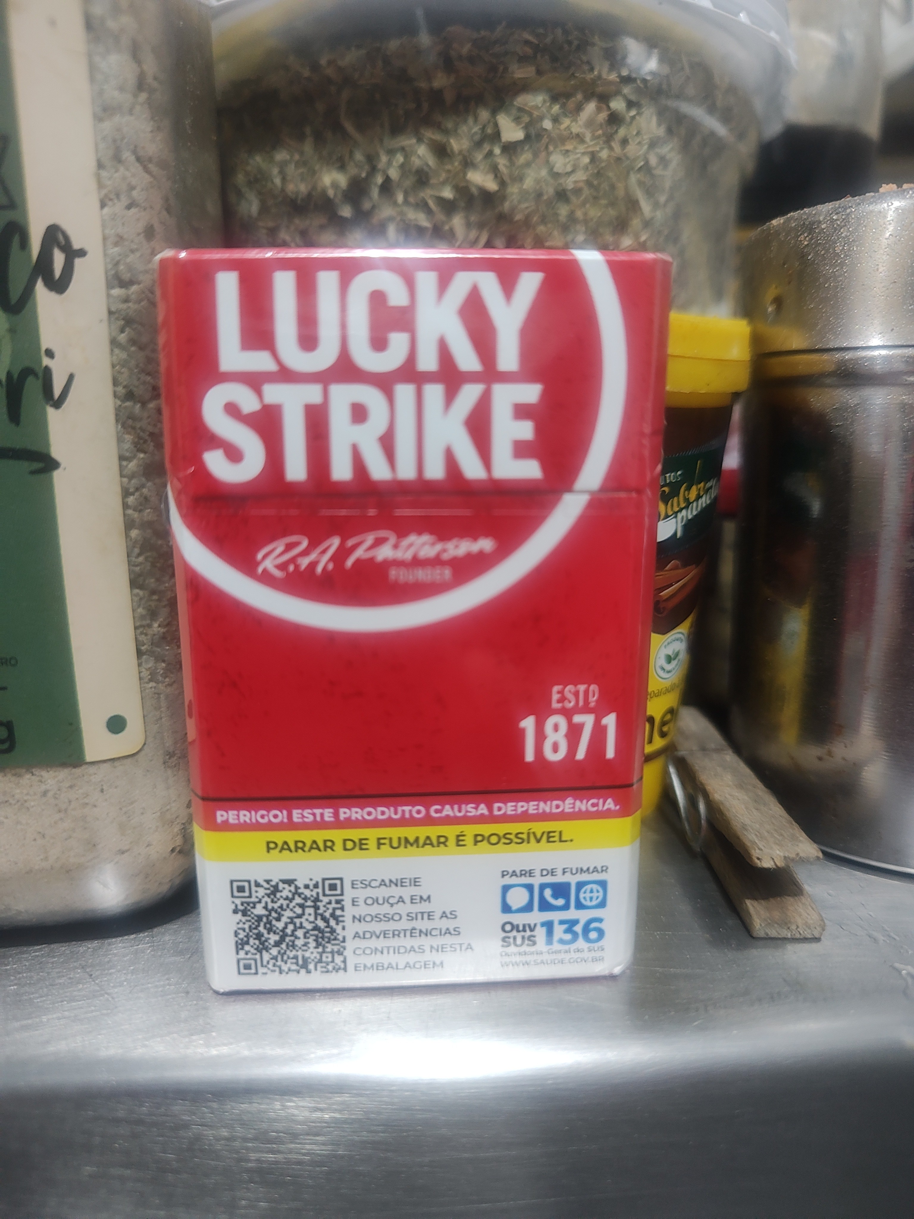 Cigarro Lucky 
