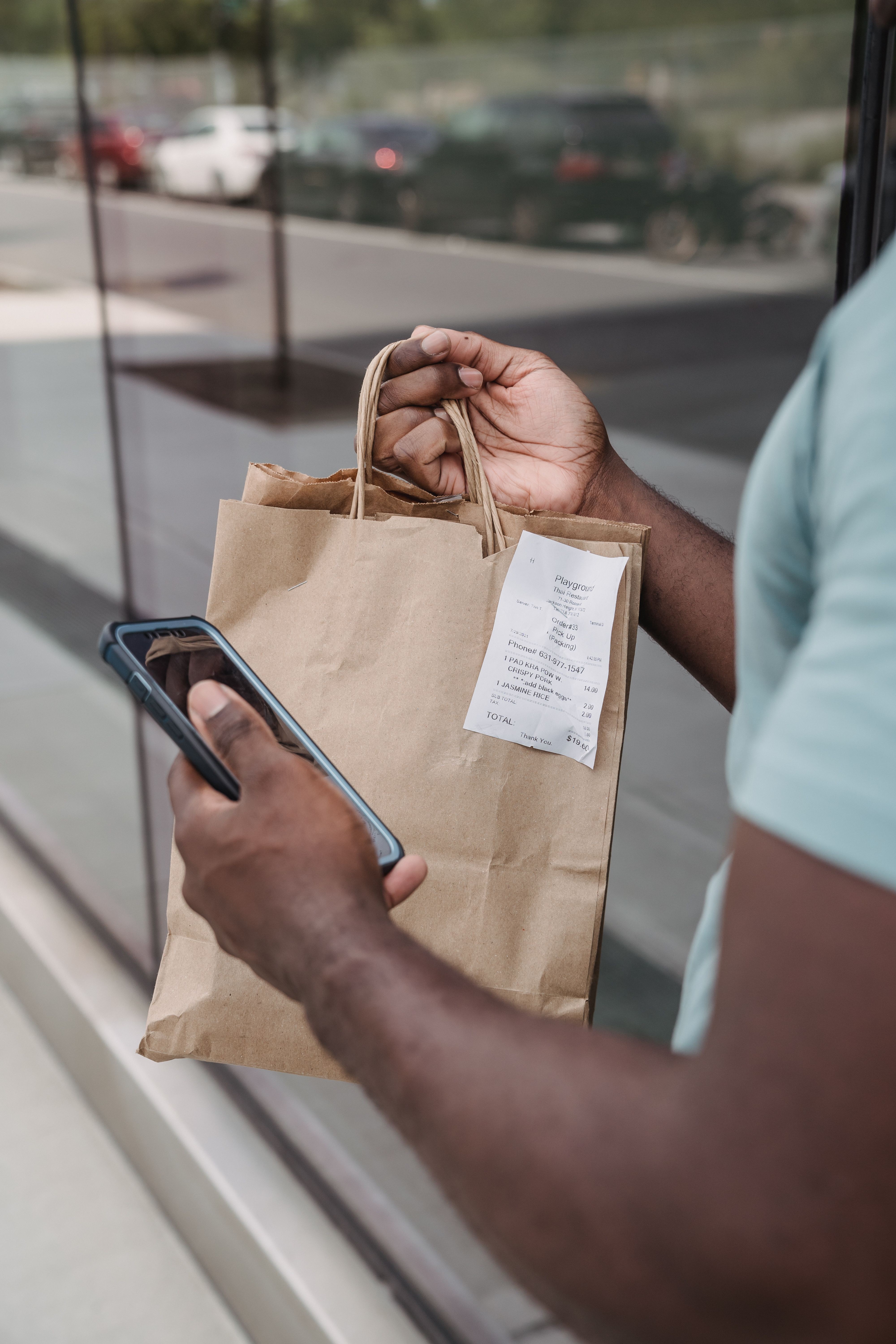 Cliente pediu uma vez e sumiu: como trazer ele de volta sem gastar com anúncio