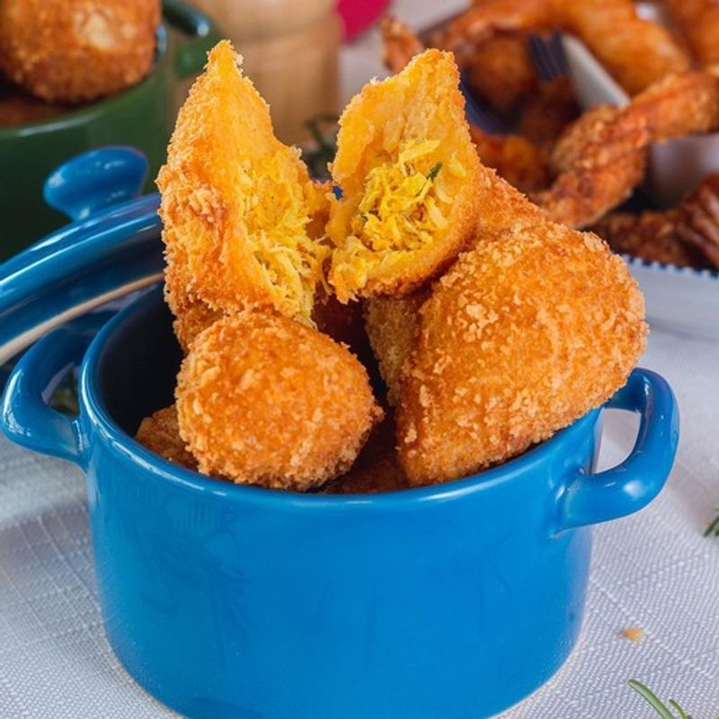 Porção de mini coxinha (6 unidades)